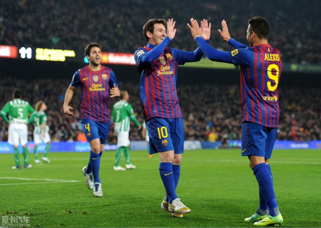 士的广泛讨 士的广泛讨