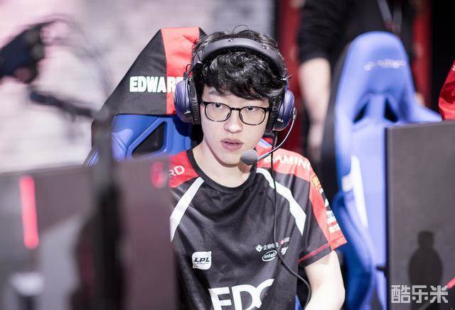 键时刻的影 键时刻的影