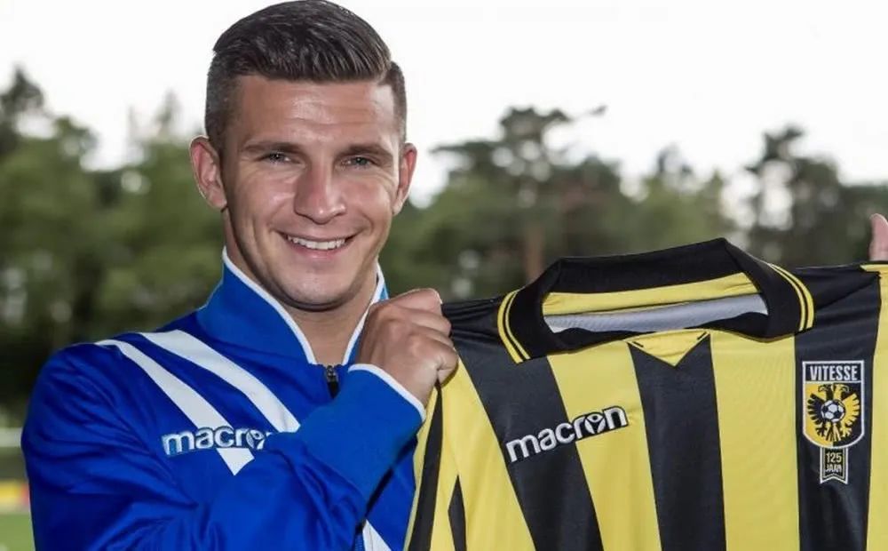 被认为是他 被认为是他